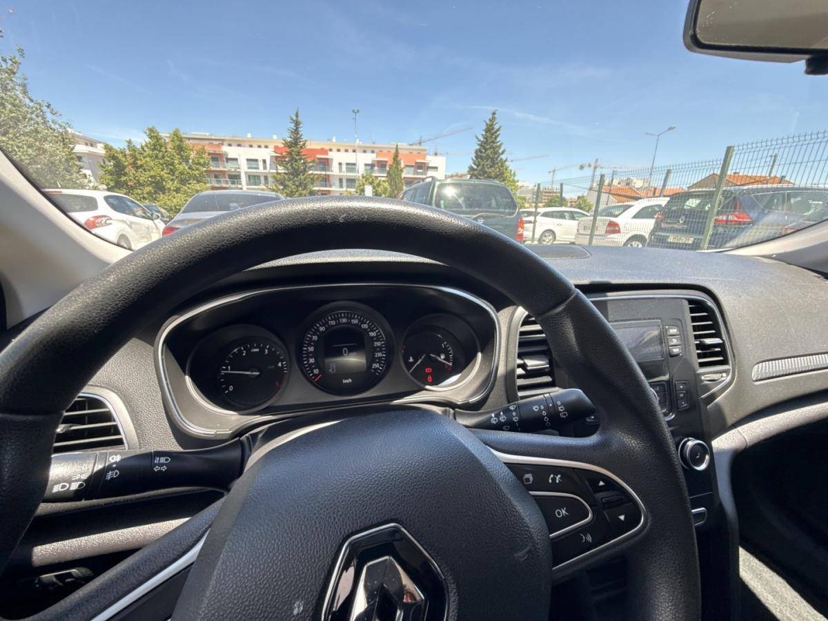 renault-megane-2019-diesel-1461cc