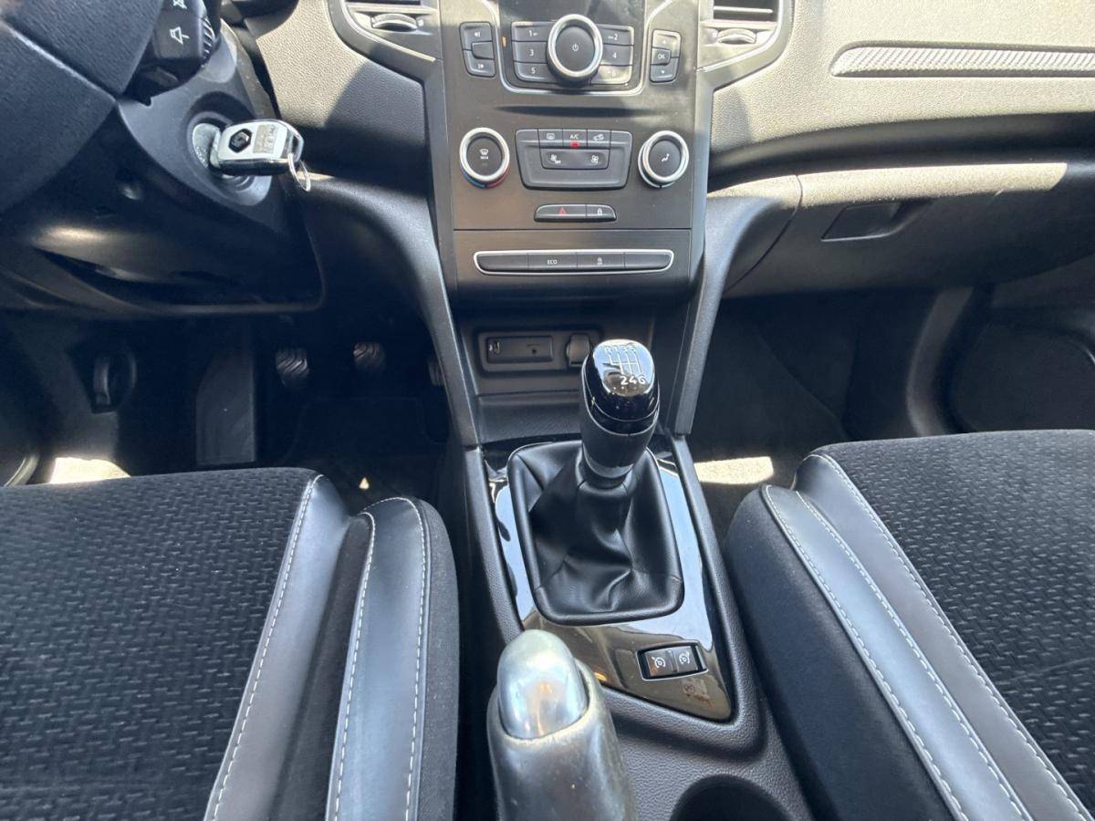 renault-megane-2019-diesel-1461cc