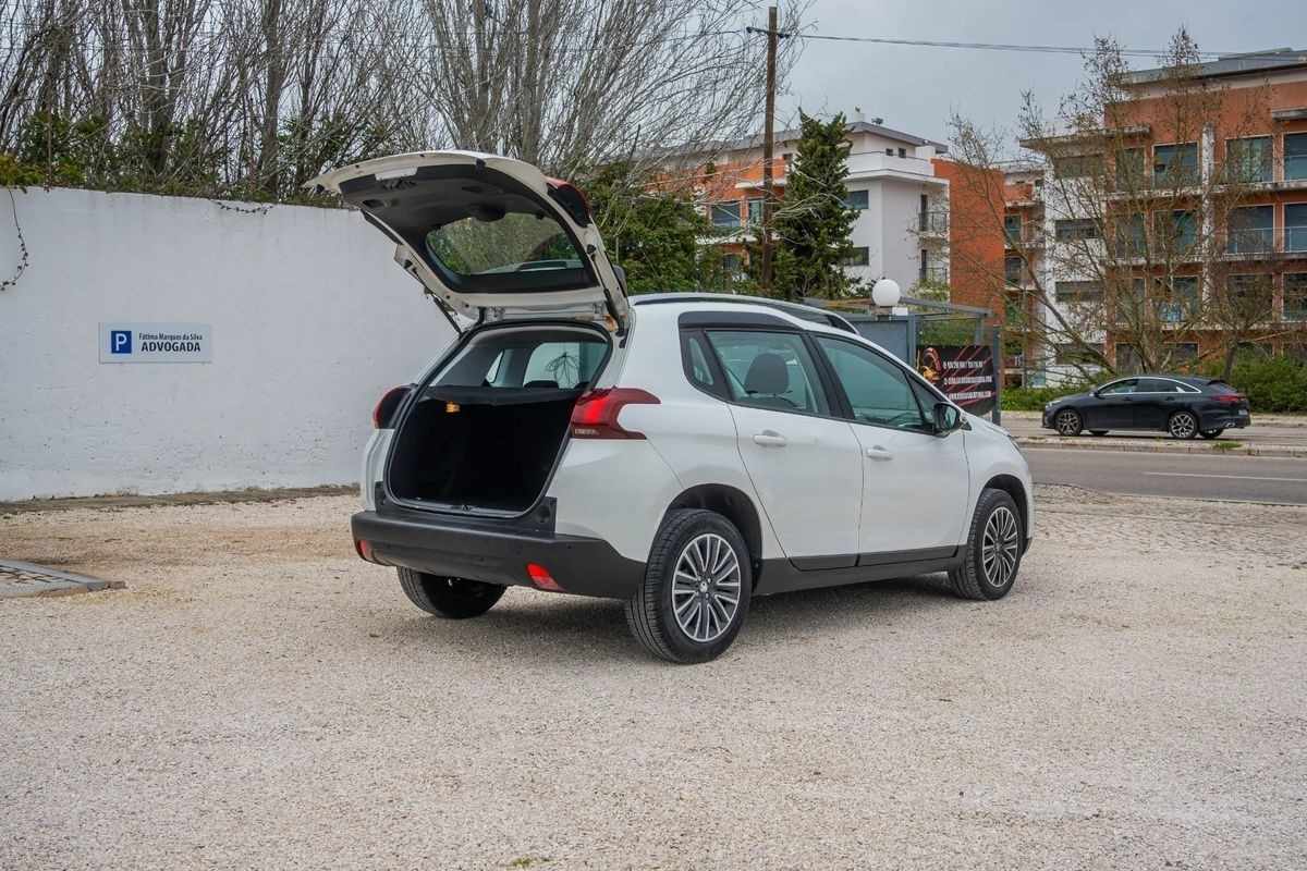 peugeot-2008-2018-gasolina-1199cc