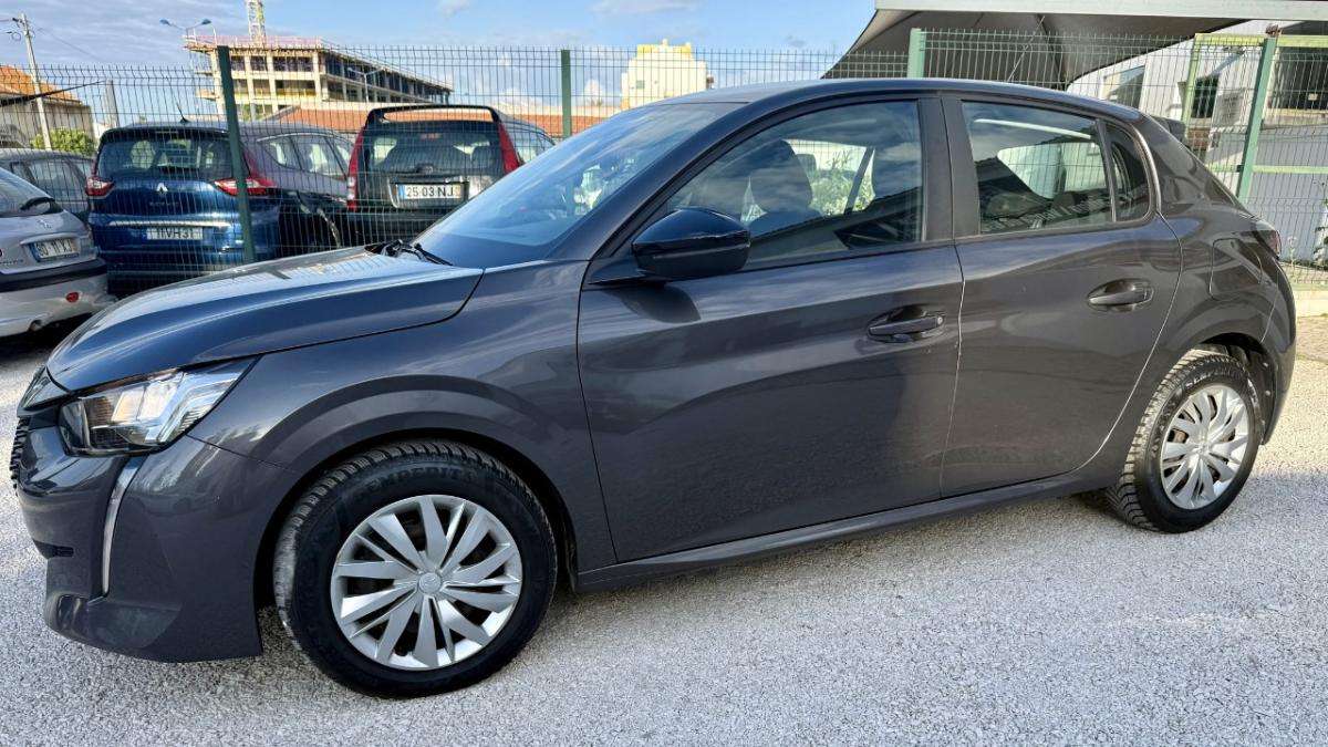 peugeot-208-2023-diesel-1499cc