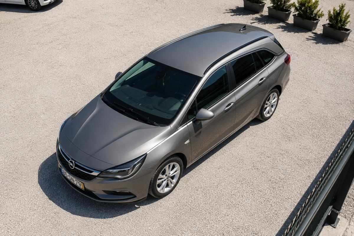 opel-astra-sport-tourer-2017-diesel-1598cc