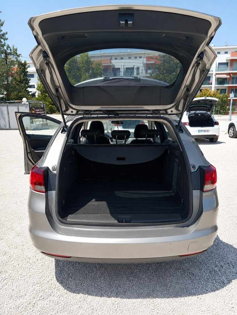opel-astra-sport-tourer-2017-diesel-1598cc