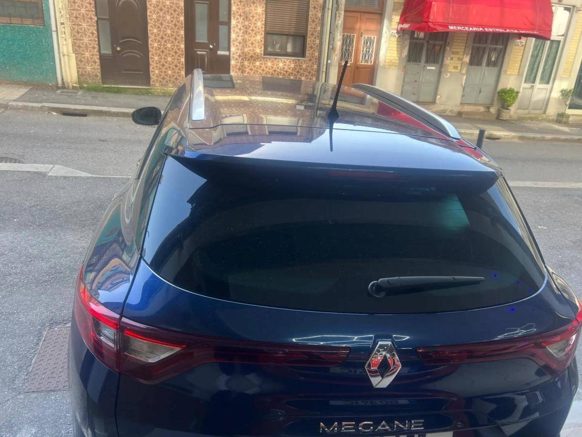 renault-megane-sport-tourer-2019-diesel-1461cc