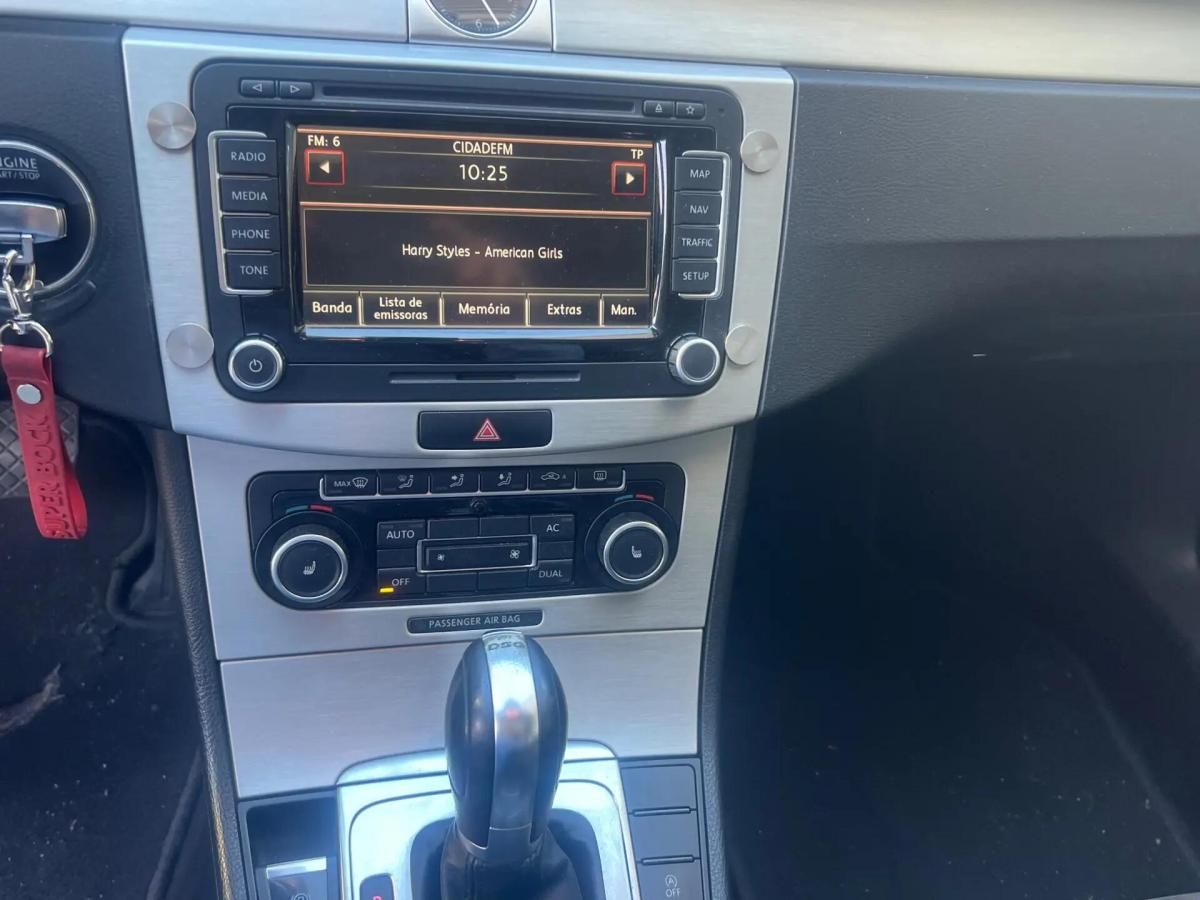 volkswagen-passat-variant-2011-diesel-1968cc