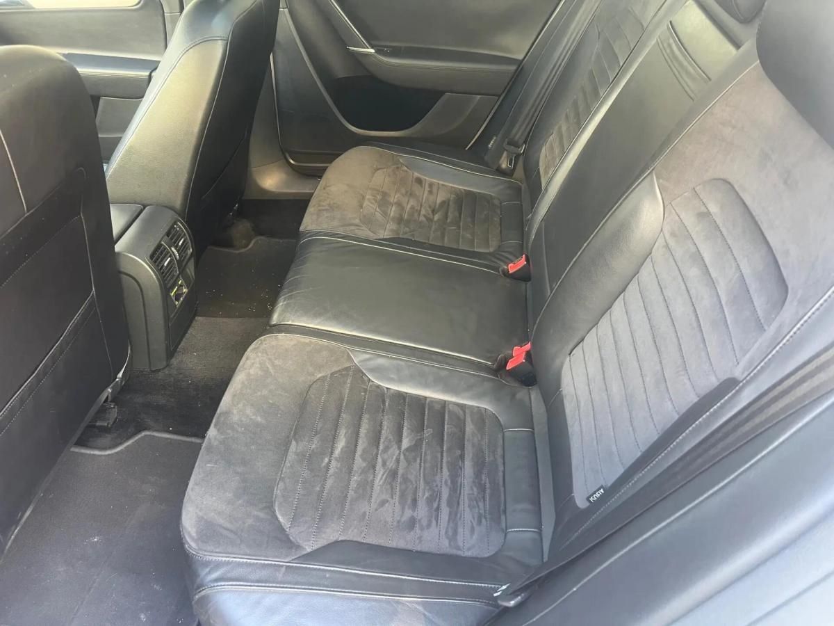 volkswagen-passat-variant-2011-diesel-1968cc