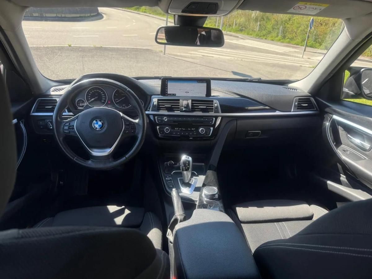 bmw-serie-3-318d-touring-2018-diesel-1995cc