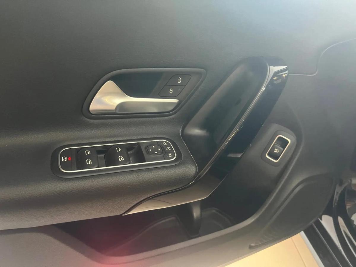 mercedes-benz-cla-180-shooting-brake-2020-diesel-1461cc