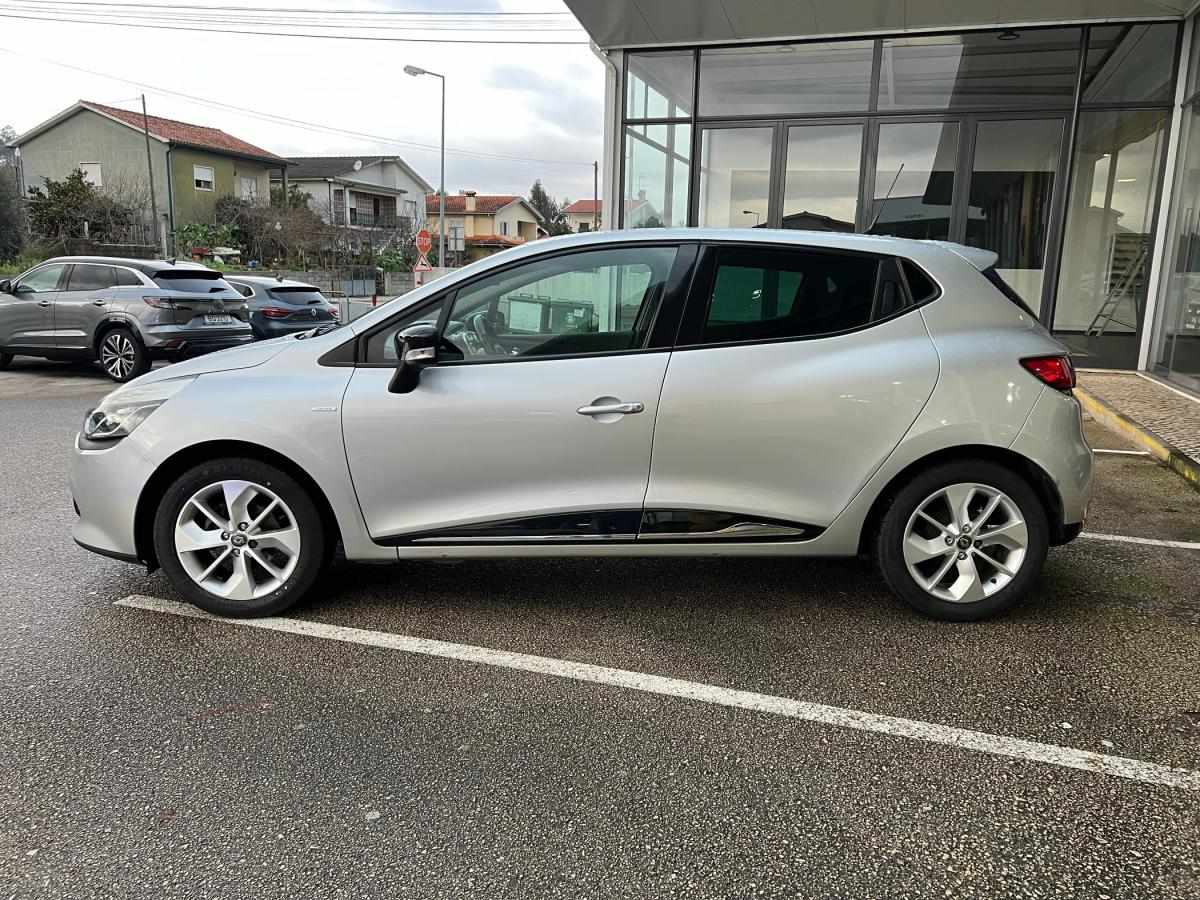renault-clio-sport-tourer-2016-diesel-1461cc