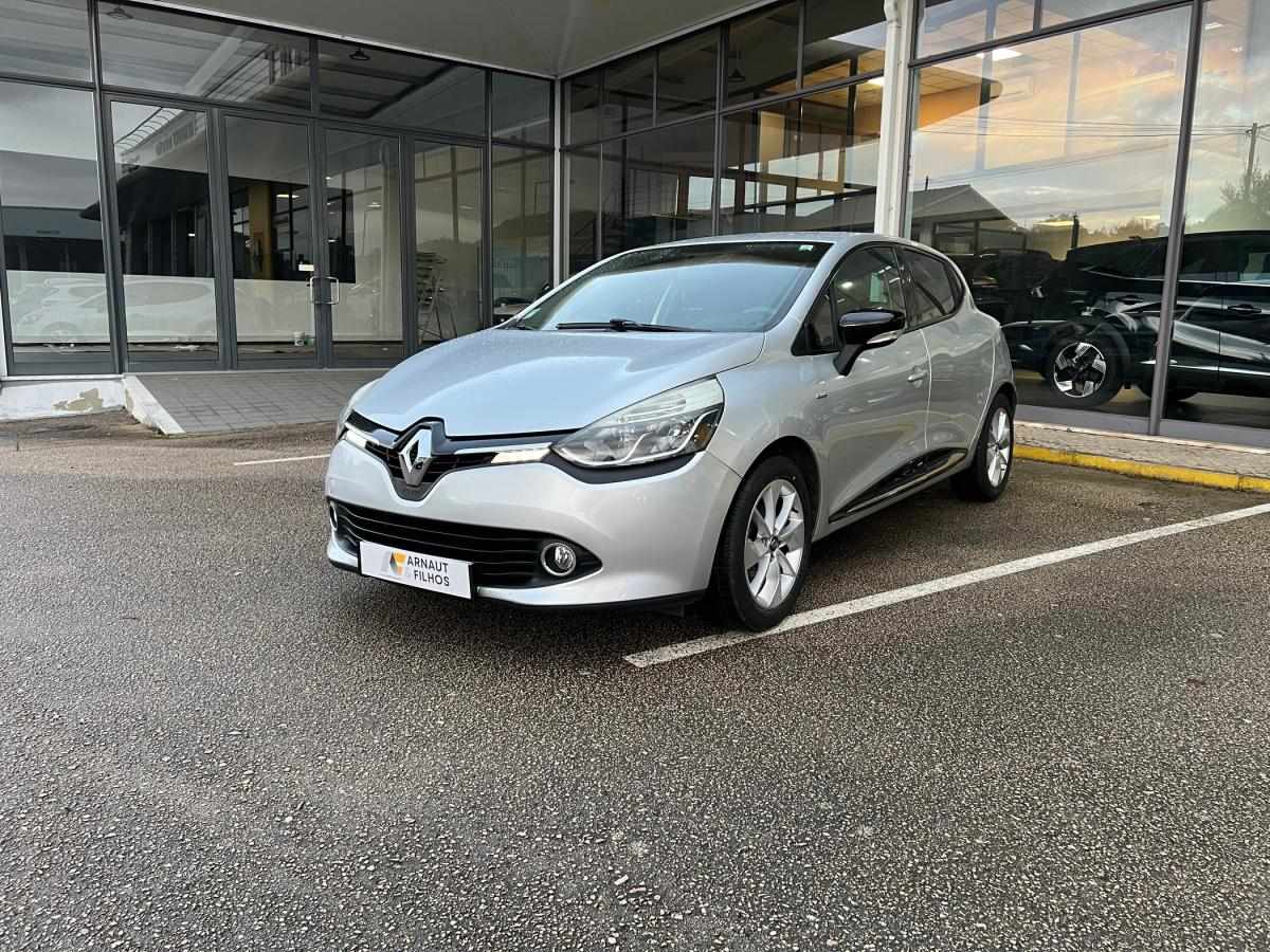 renault-clio-sport-tourer-2016-diesel-1461cc