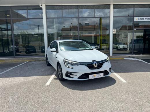 renault-megane-2022-hibrido-a-gasolina-1598cc