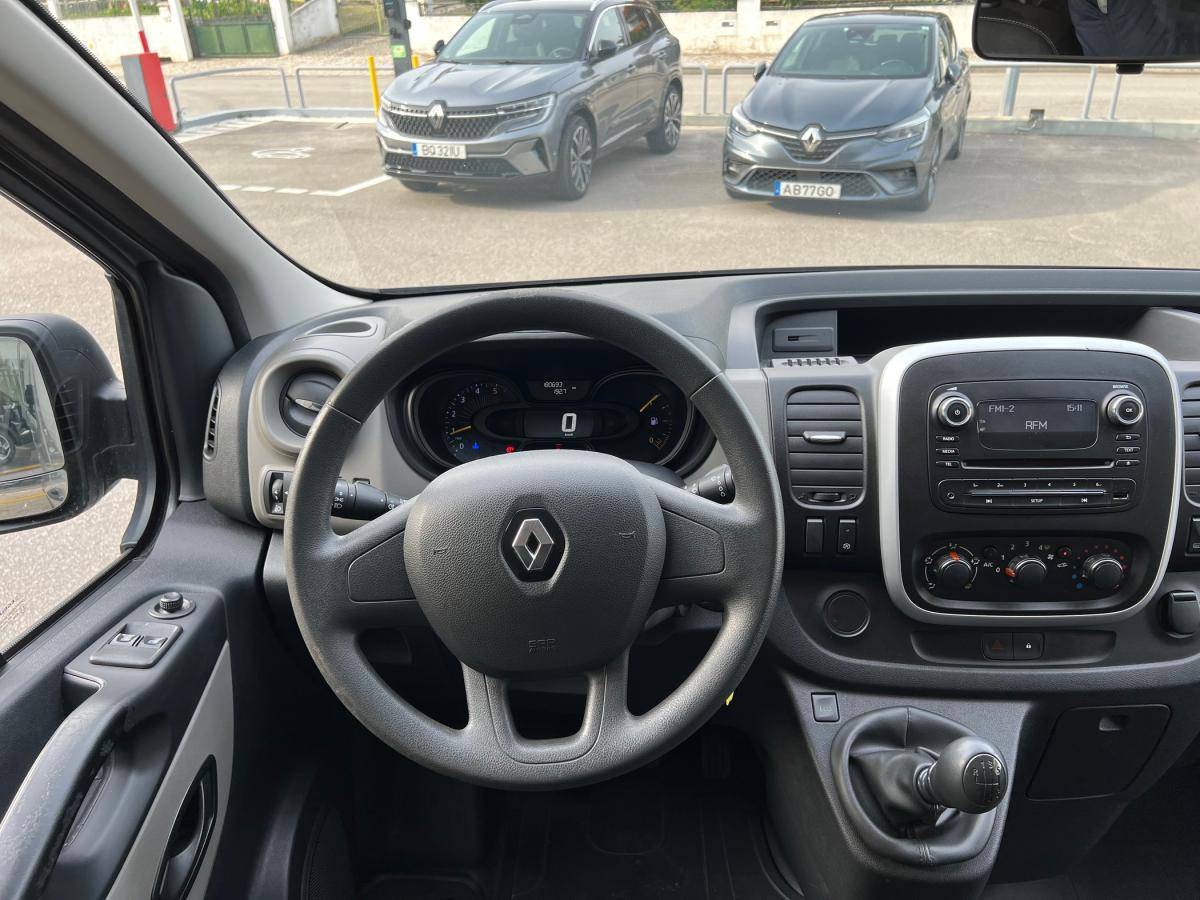 renault-trafic-2016-diesel-1598cc