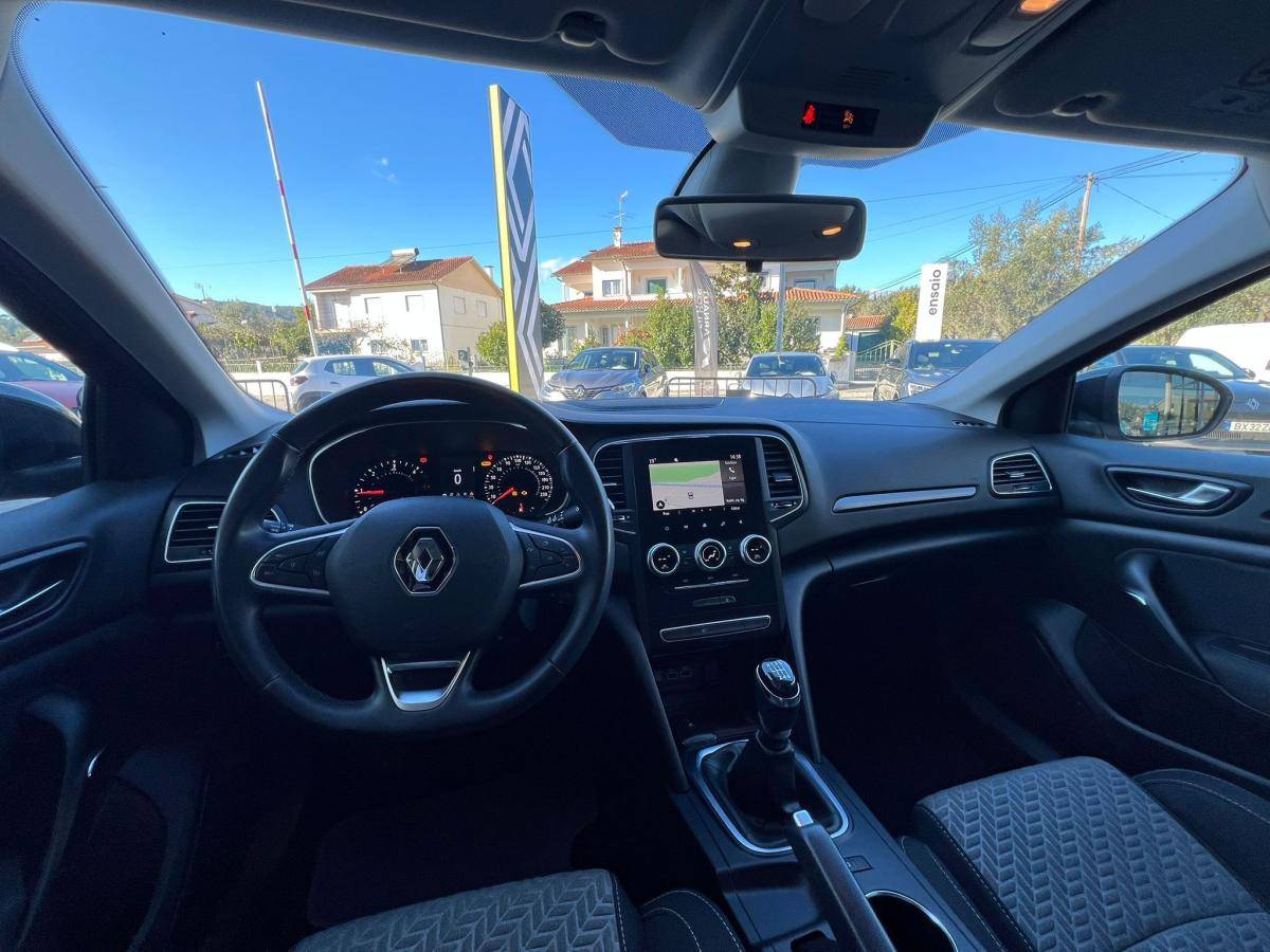 renault-megane-sport-tourer-2022-diesel-1461cc