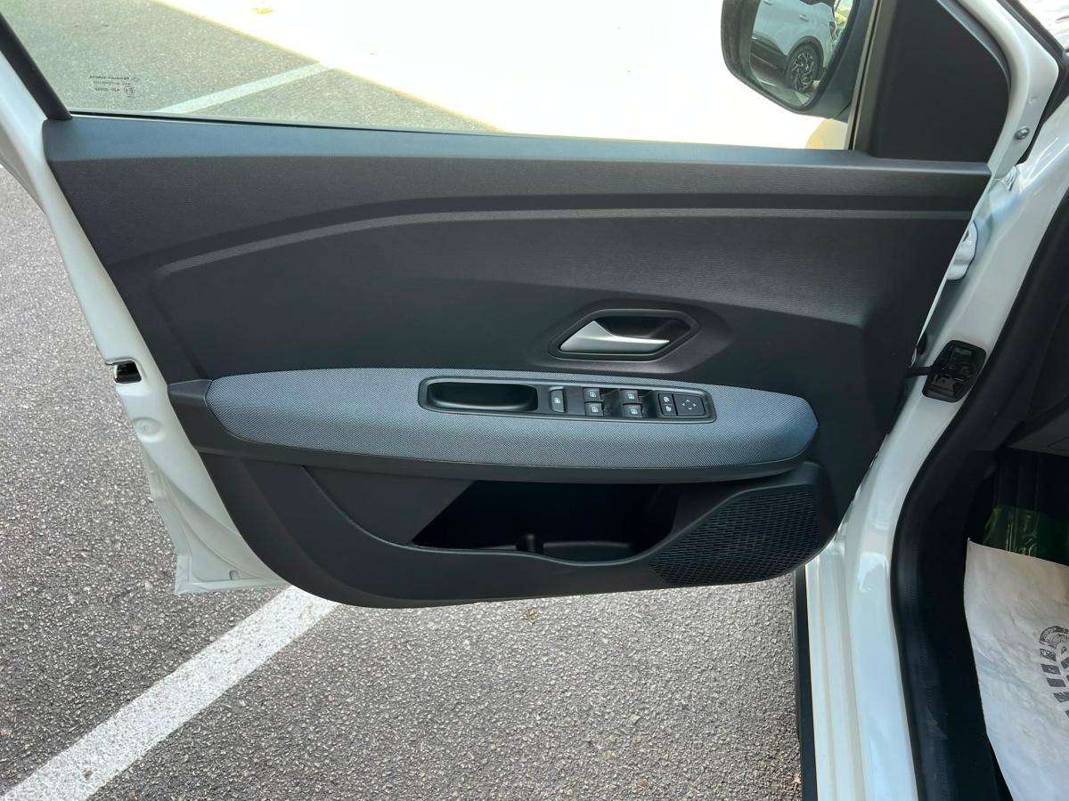 dacia-sandero-2026-gpl-1199cc