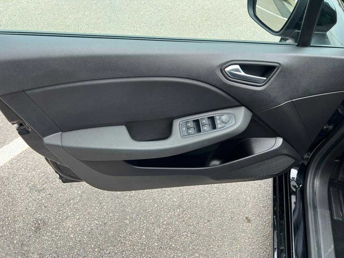 renault-clio-2024-gpl-999cc