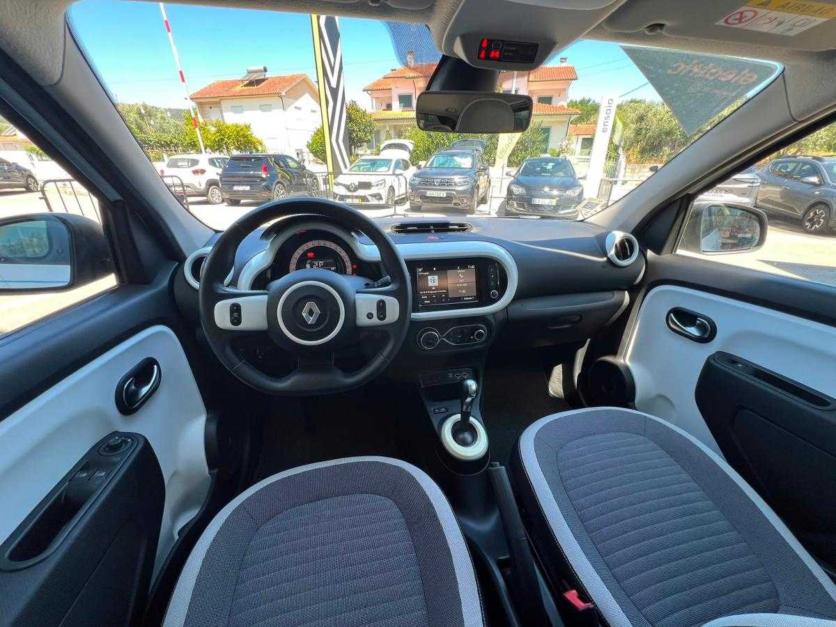 renault-twingo-2021-eletrico-500cc