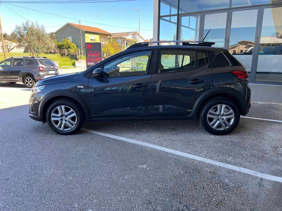 dacia-sandero-2022-gpl-999cc
