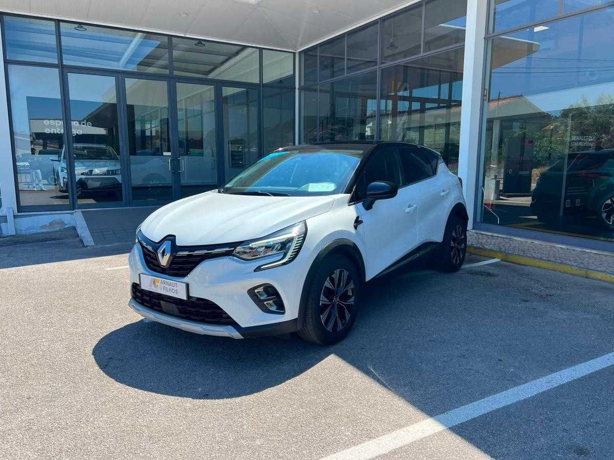renault-captur-2023-hibrido-a-gasolina-1598cc