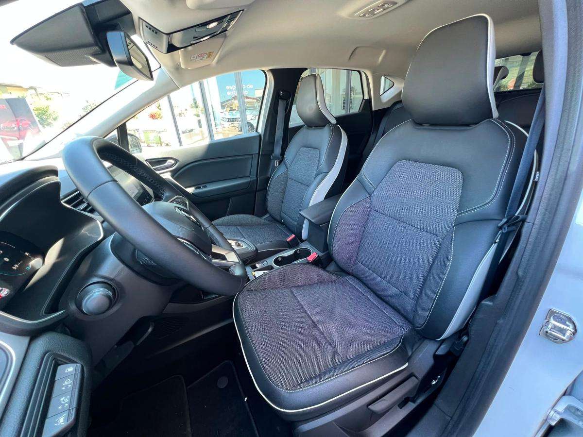 renault-captur-2023-hibrido-a-gasolina-1598cc