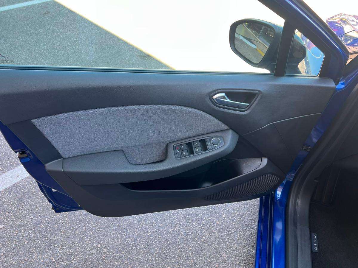 renault-clio-2024-gasolina-999cc