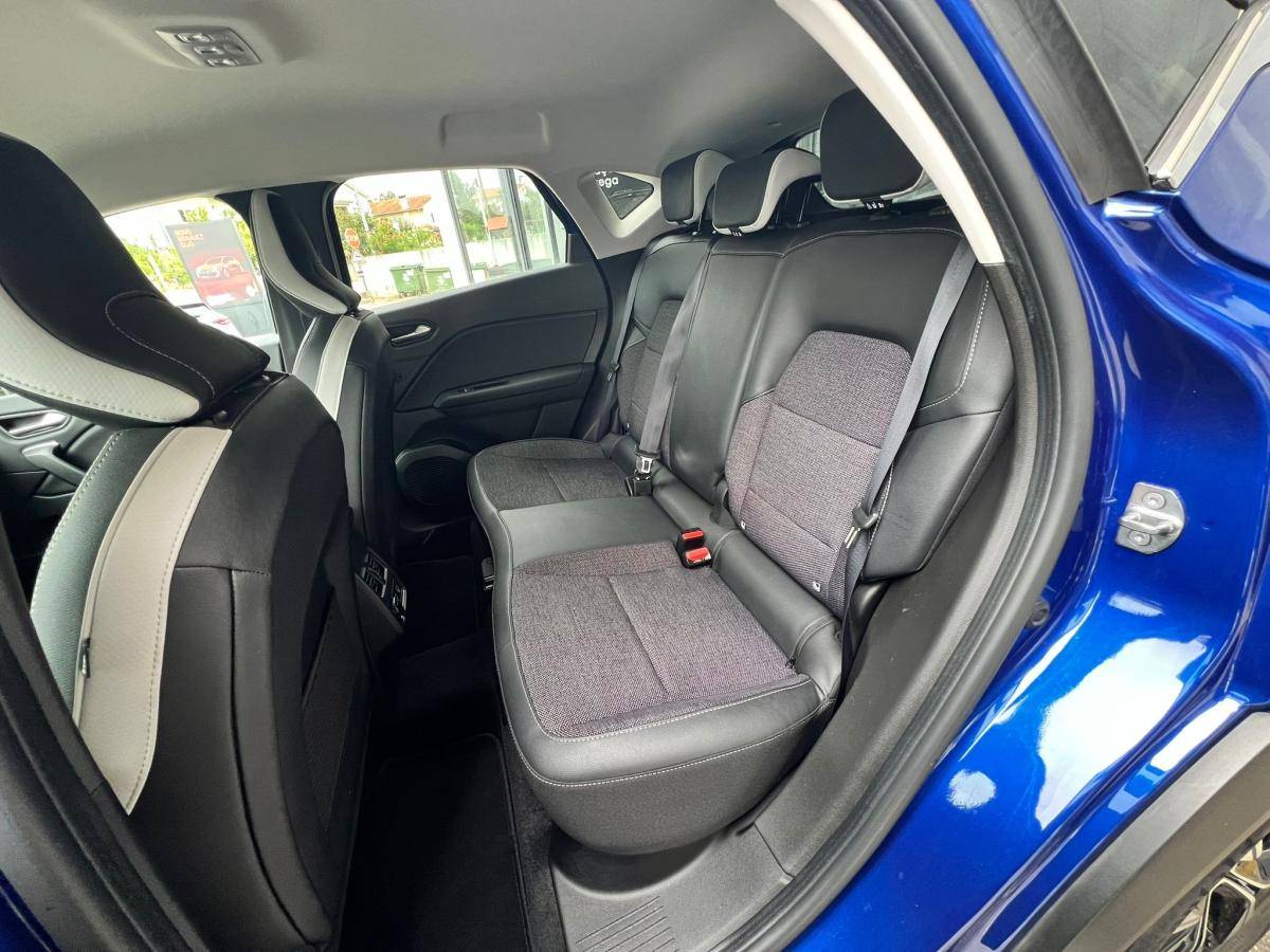 renault-captur-2023-hibrido-a-gasolina-1598cc