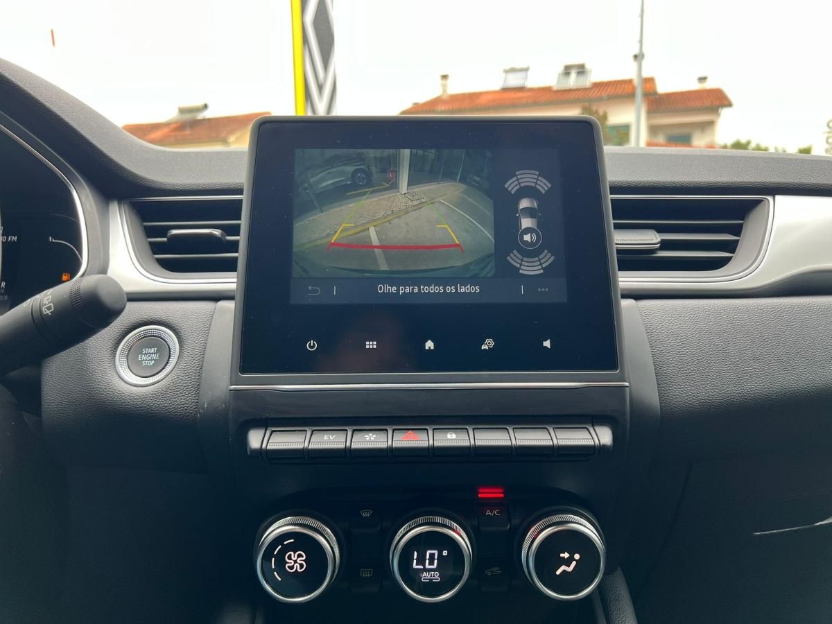 renault-captur-2023-hibrido-a-gasolina-1598cc