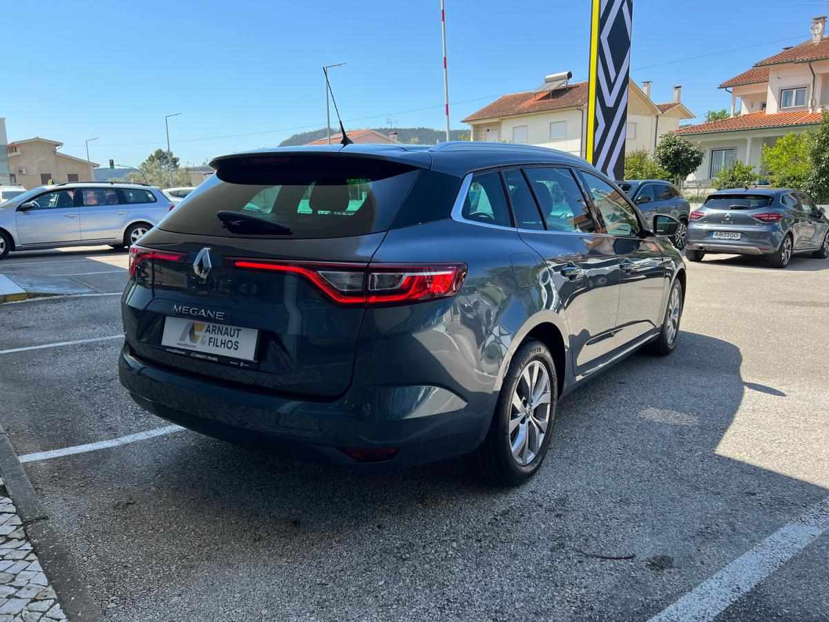 renault-megane-sport-tourer-2020-diesel-1461cc