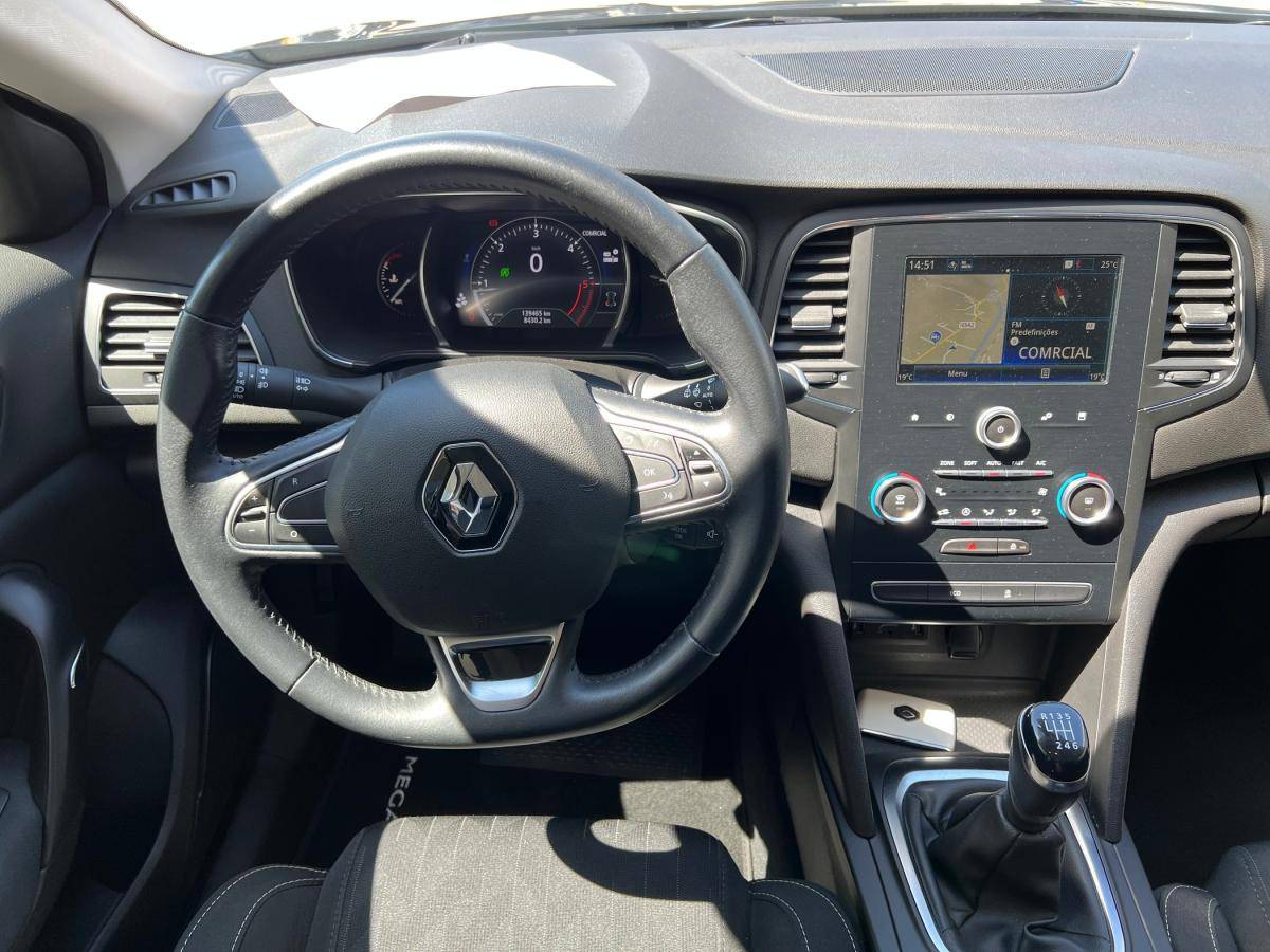renault-megane-sport-tourer-2020-diesel-1461cc