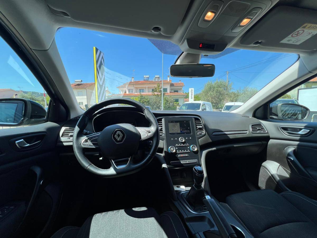 renault-megane-sport-tourer-2020-diesel-1461cc