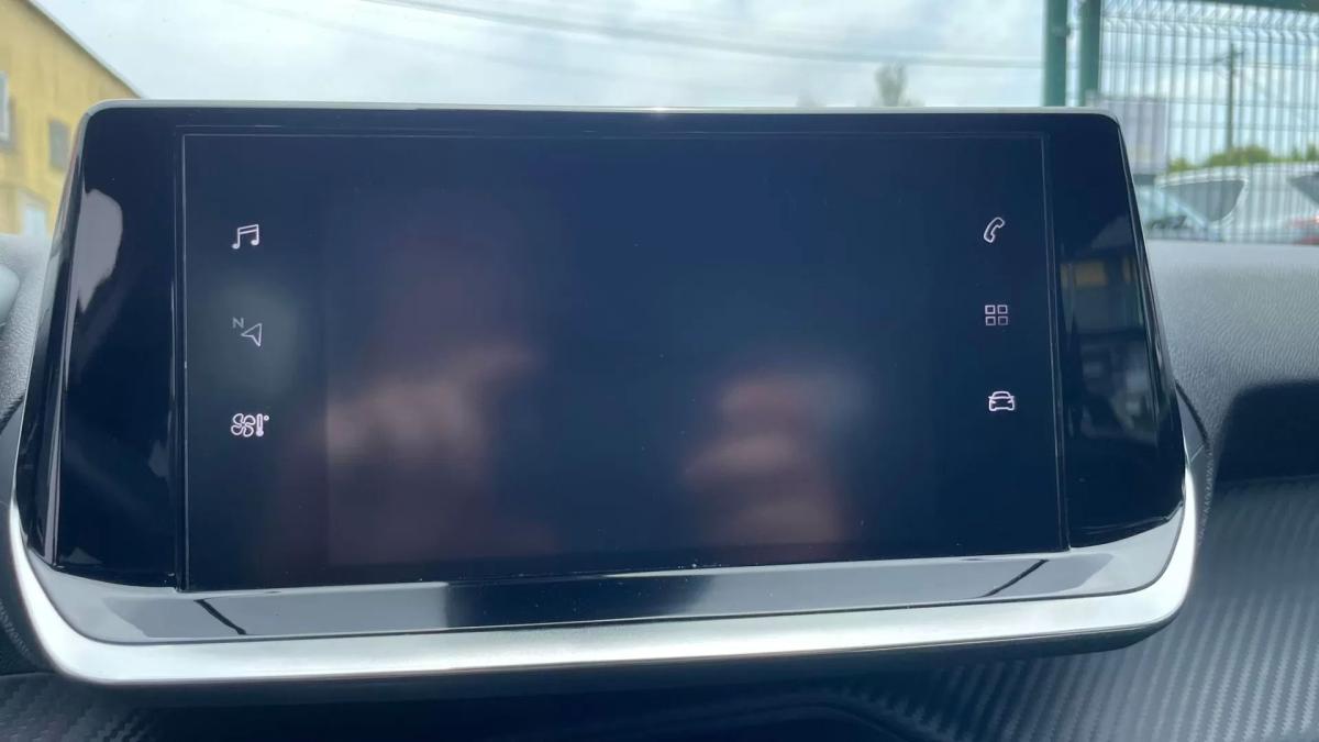 peugeot-2008-2023-gasolina-1199cc