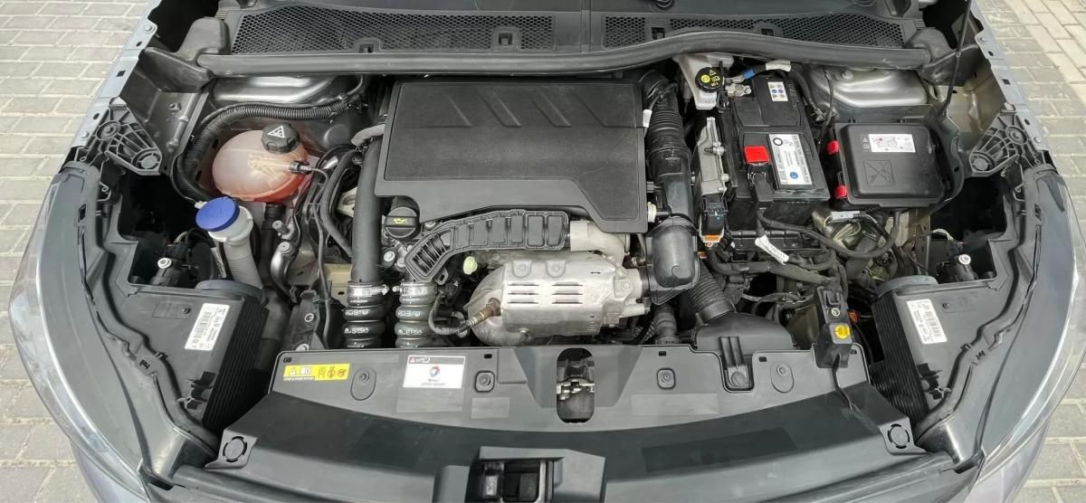 peugeot-2008-2023-gasolina-1199cc