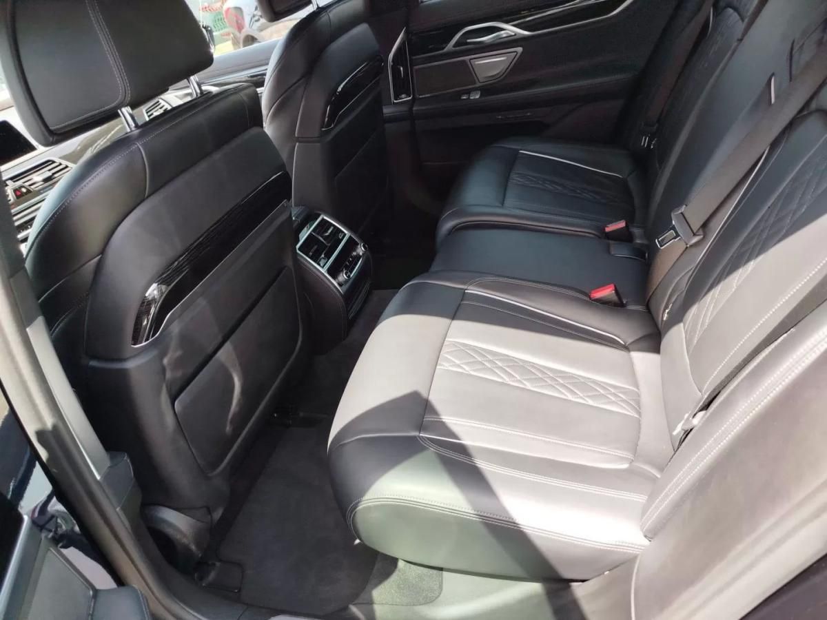 bmw-serie-7-2019-diesel-1995cc