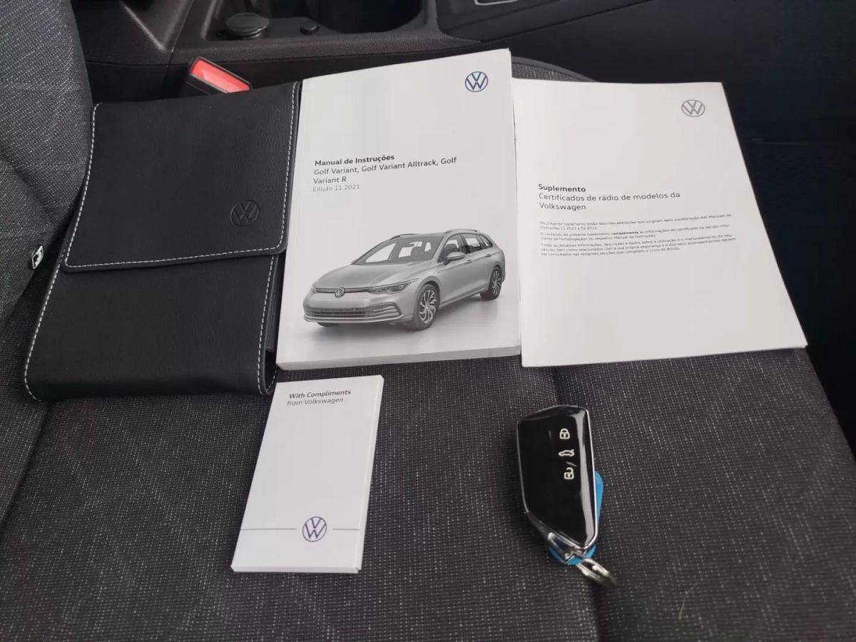 volkswagen-golf-variant-2022-diesel-1968cc