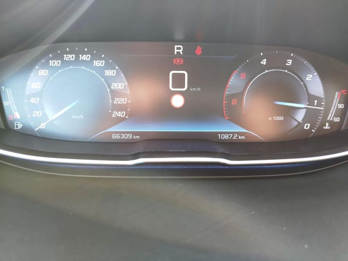 peugeot-5008-2020-diesel-1499cc