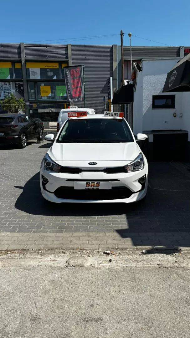 kia-rio-2021-gasolina-998cc