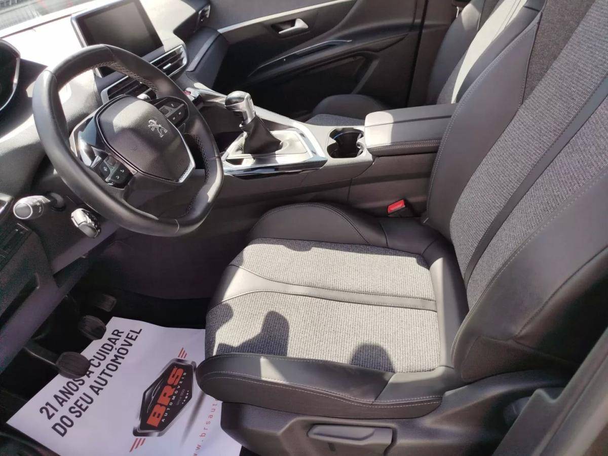 peugeot-3008-2019-diesel-1499cc