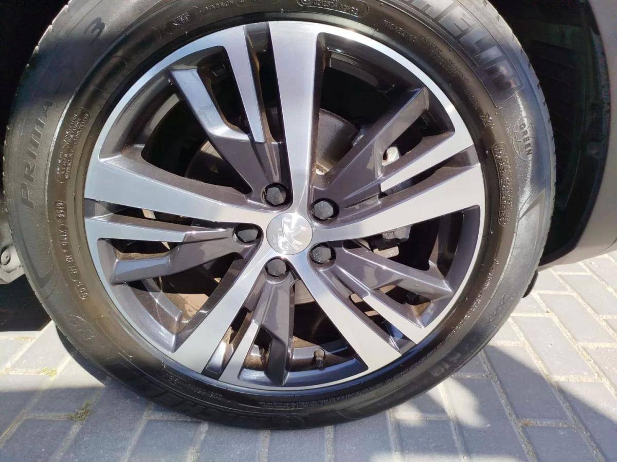peugeot-3008-2019-diesel-1499cc