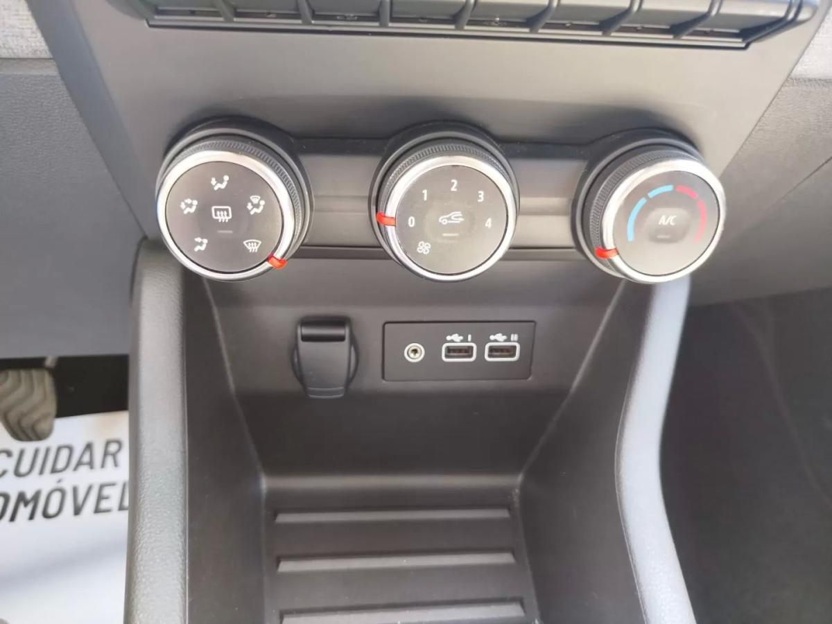 renault-clio-2024-gpl-999cc