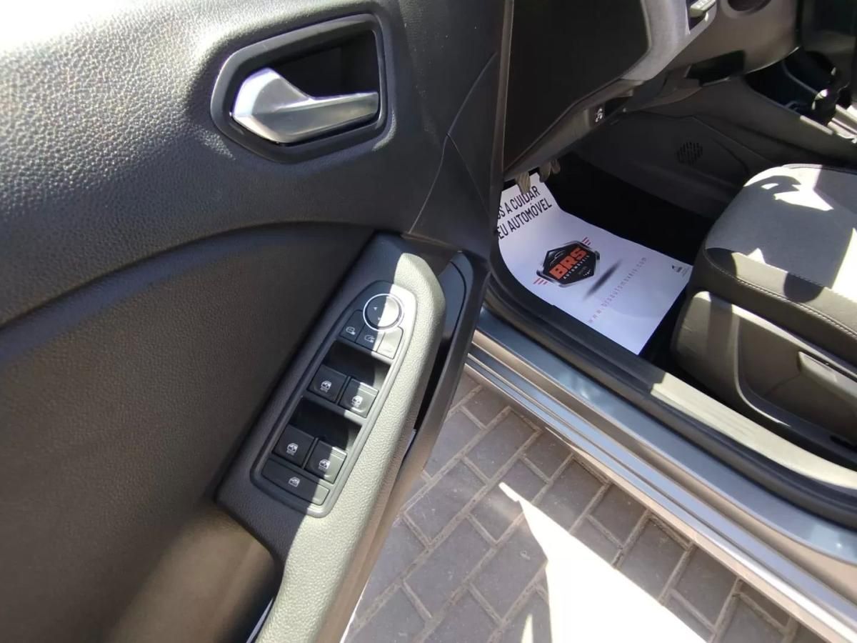renault-clio-2024-gpl-999cc