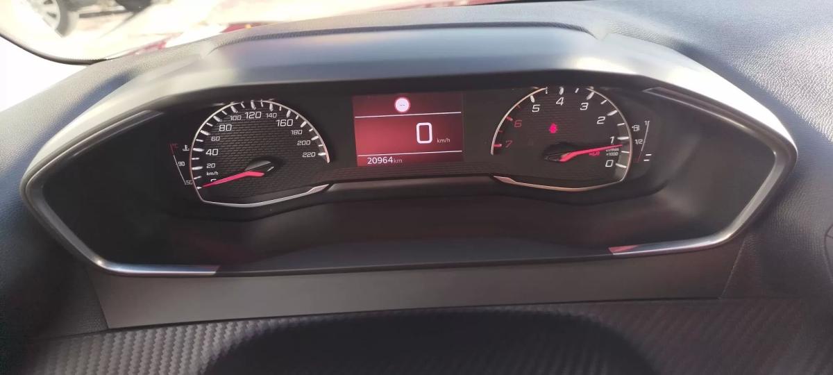 peugeot-208-2021-gasolina-1199cc