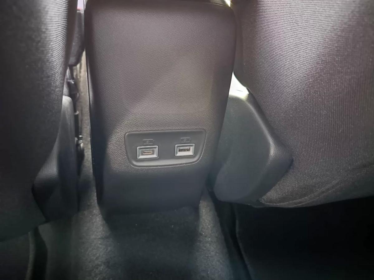 peugeot-208-2025-gasolina-1199cc