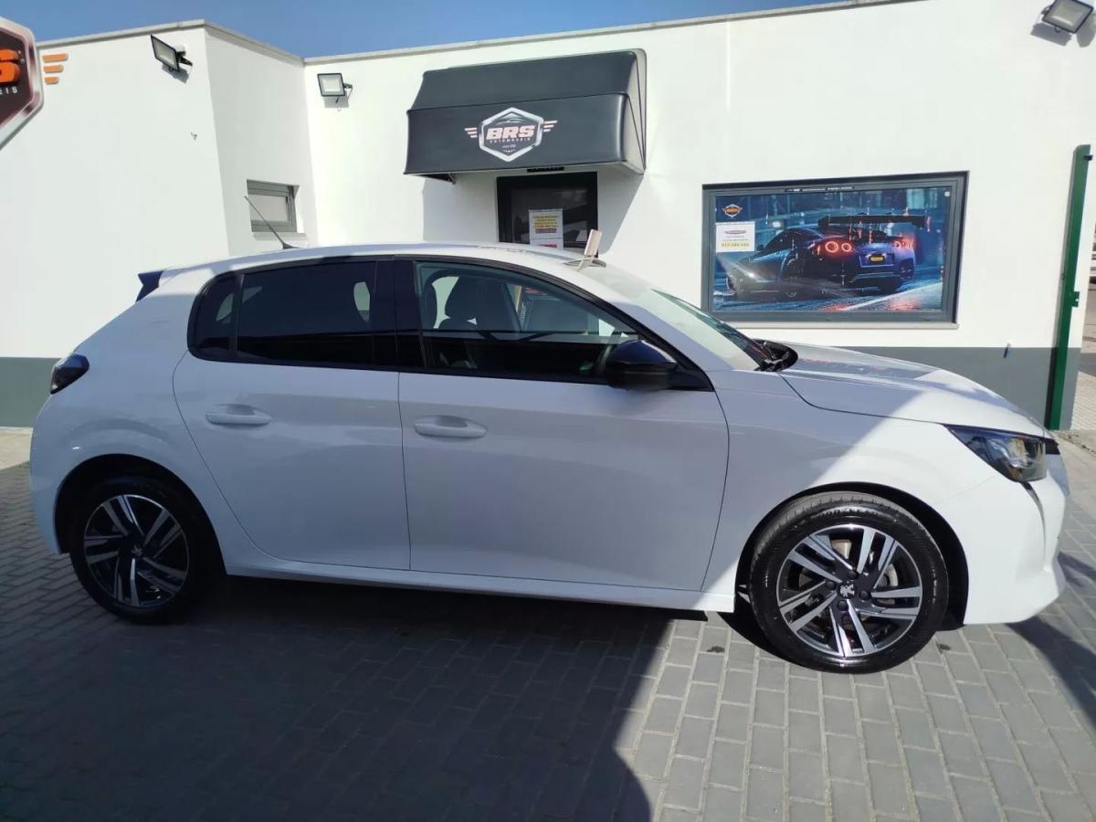 peugeot-208-2023-diesel-1499cc