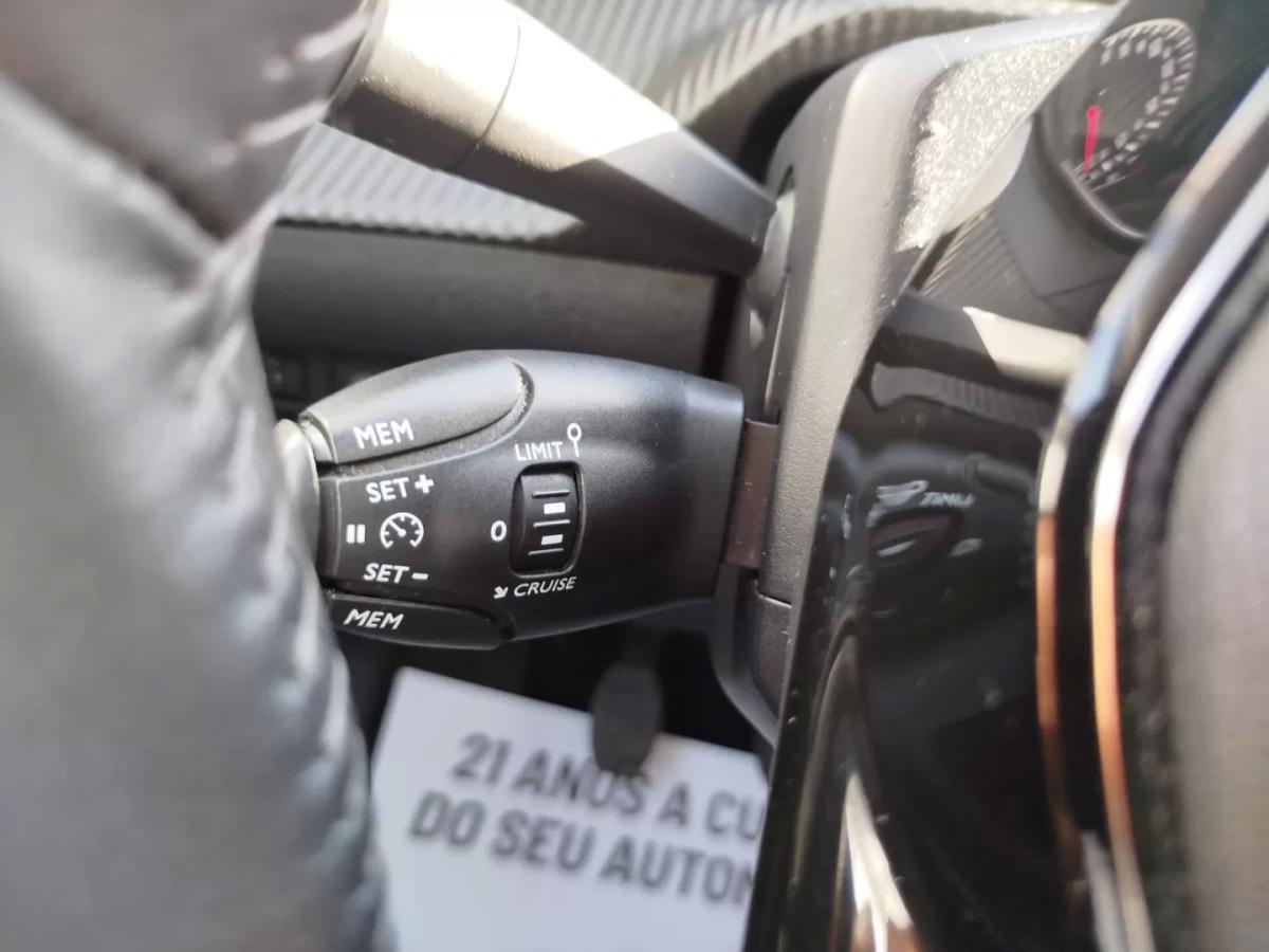 peugeot-208-2023-diesel-1499cc