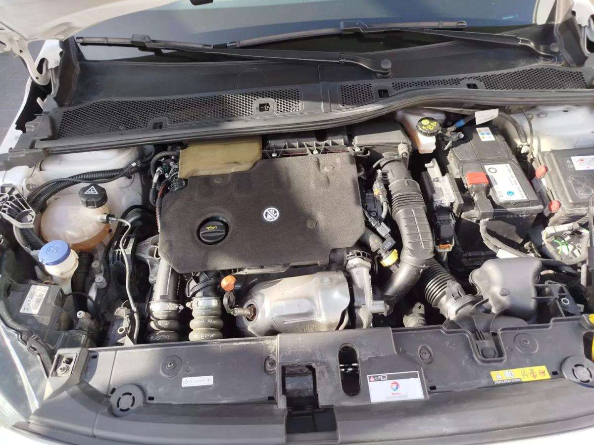 peugeot-208-2023-diesel-1499cc