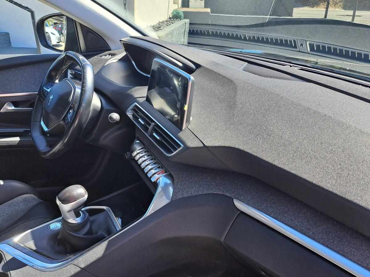 peugeot-5008-1-6-bluehdi-2017-diesel-1560cc