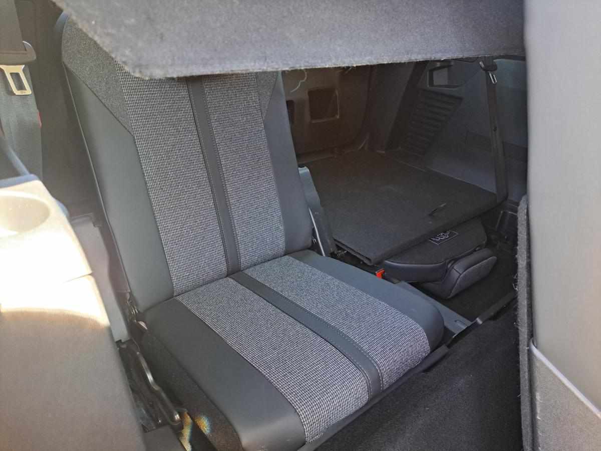 peugeot-5008-1-6-bluehdi-2017-diesel-1560cc