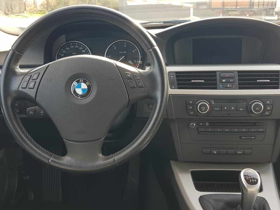 bmw-serie-3-318d-2011-diesel-1995cc