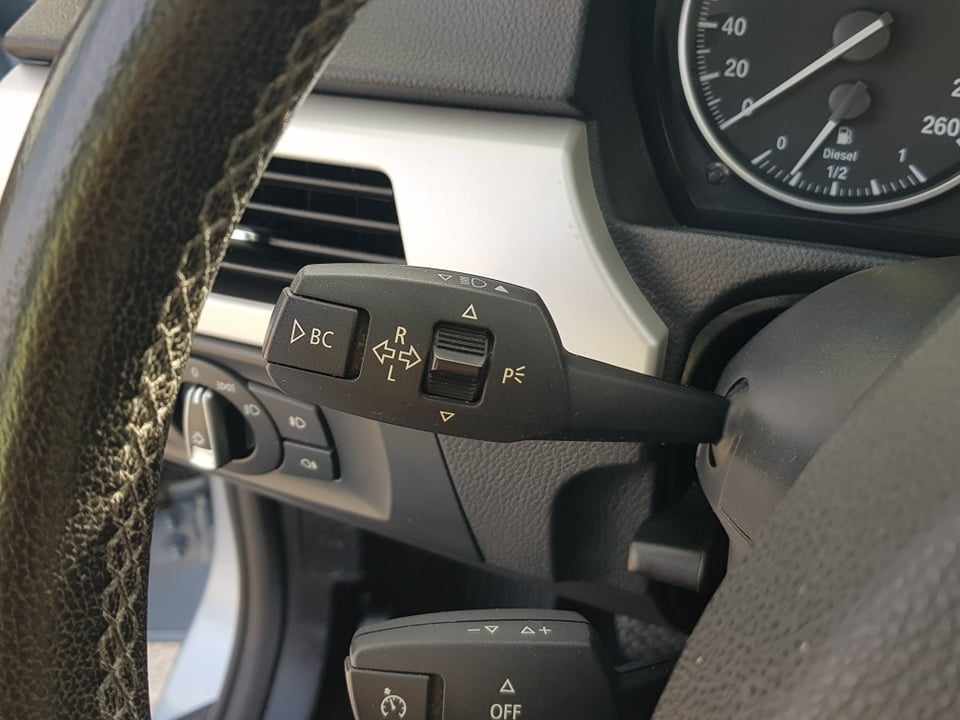 bmw-serie-3-318d-2011-diesel-1995cc