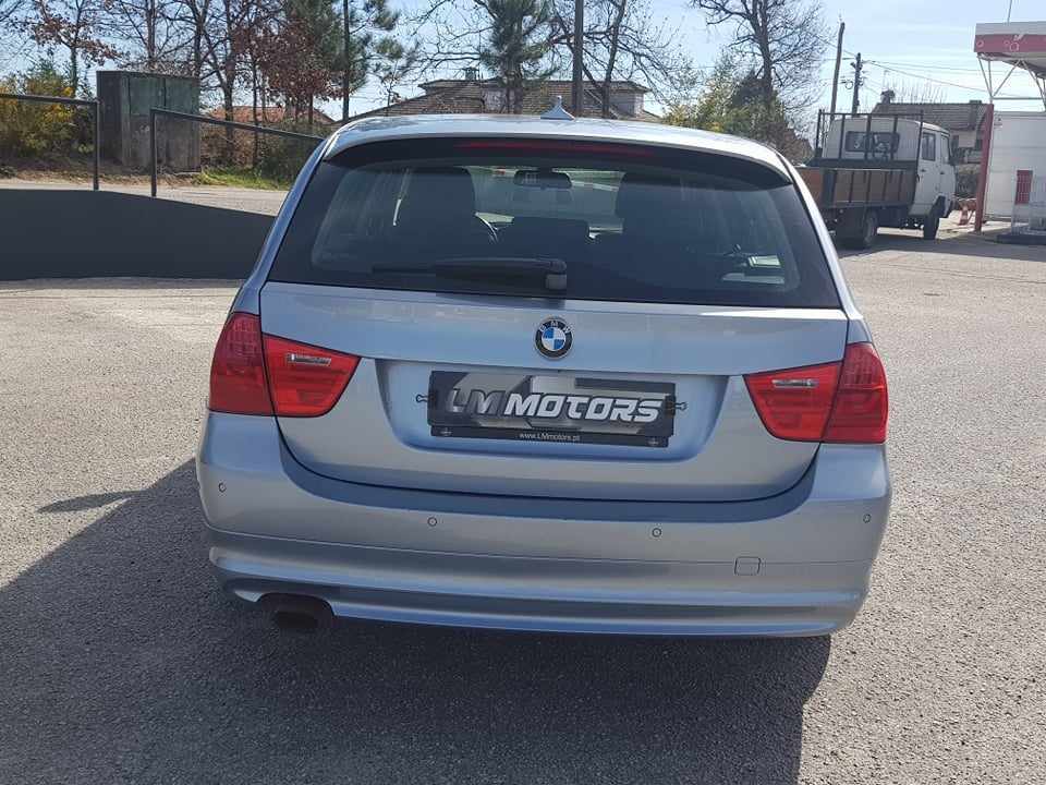 bmw-serie-3-318d-2011-diesel-1995cc