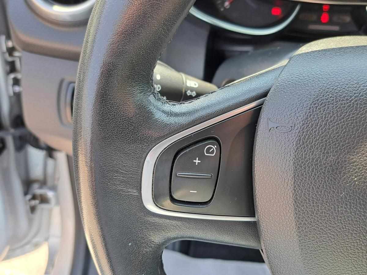 renault-clio-0-9-tce-2017-gasolina-898cc