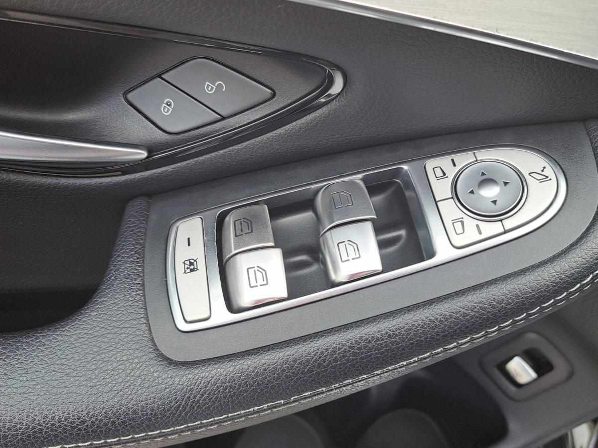 mercedes-benz-glc-220-d-4matic-2018-diesel-2143cc